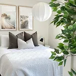 Chippen Urban Cozy 1 Bedroom